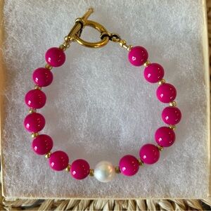 Pink beaded bracelet with freshwater pearl